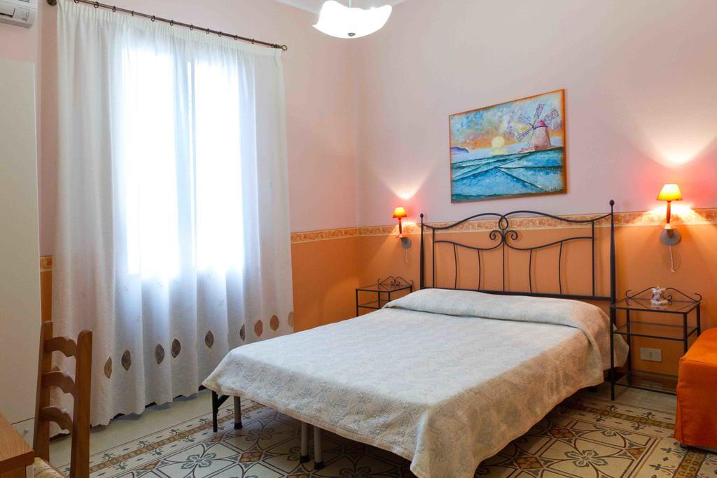 Casa Vacanza Albamarina Trapani Bilik gambar
